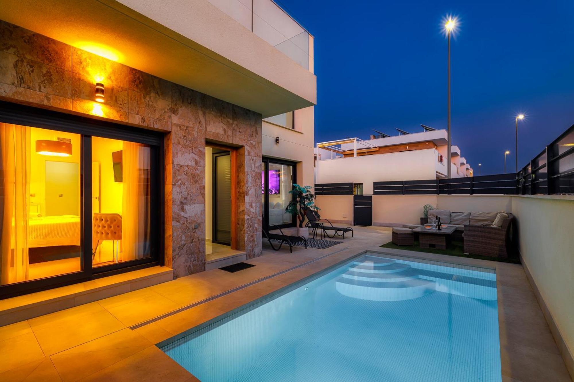 Daya Vieja Villa White Diamond - Piscine - Plage 10 Minutes מראה חיצוני תמונה
