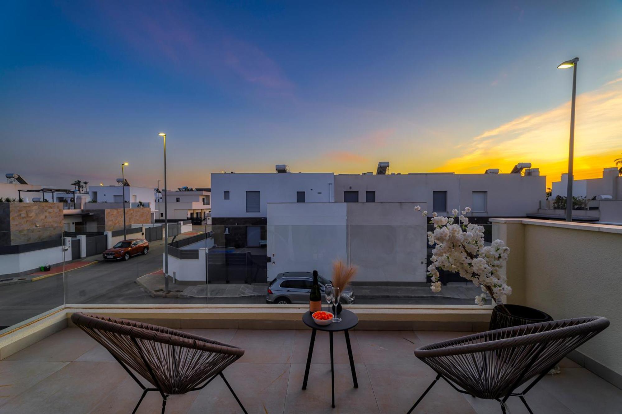 Daya Vieja Villa White Diamond - Piscine - Plage 10 Minutes מראה חיצוני תמונה